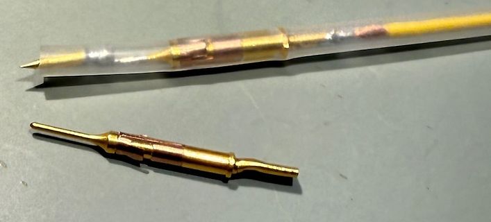 Goldbeschichtete Steckkontakte oder Kabelenden