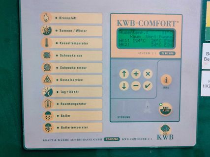 Bedienpanel einer KWB-COMFORT Steuerung