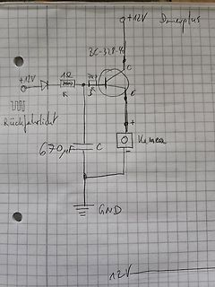 Handgezeichneter Schaltplan mit Transistor und Kondensator
