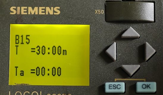 Display eines Siemens Geräts mit Zeitwerten