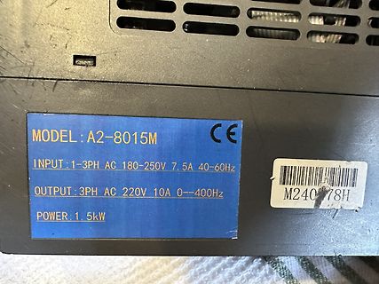 Typenschild eines Netzteils
