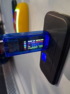 USB-Leistungsprüfer mit Display