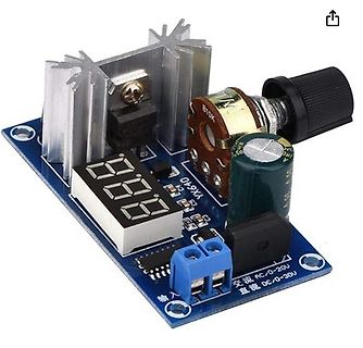 Leiterplatte eines DC/AC Spannungsreglers mit Display