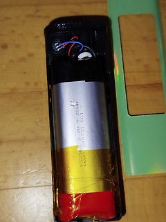 Lithium-Ionen-Akku in Gehäuse