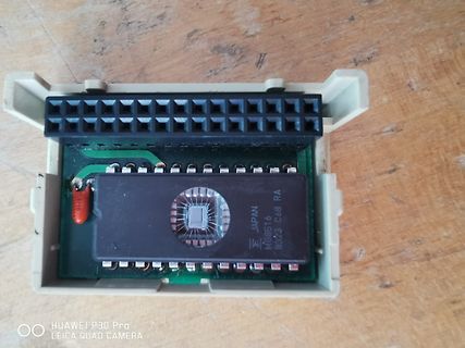 Mikrocontroller auf Leiterplatte in Gehäuse