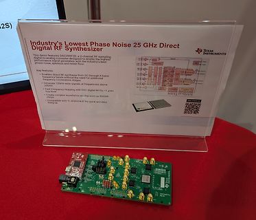 Texas Instruments DAC39RF20 Informationsschild und Leiterplatte