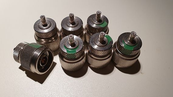 Mehrere BNC-Stecker