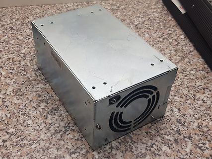 Metallgehäuse eines Netzteils
