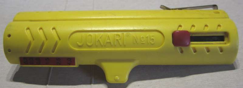 Gelber Jokari No. 15 Kabelabisolierer