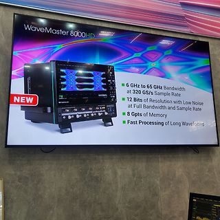 Werbefoto eines WaveMaster 8000HD Oszilloskops