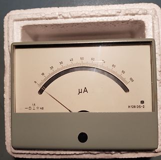 Analoges Mikroamperemeter