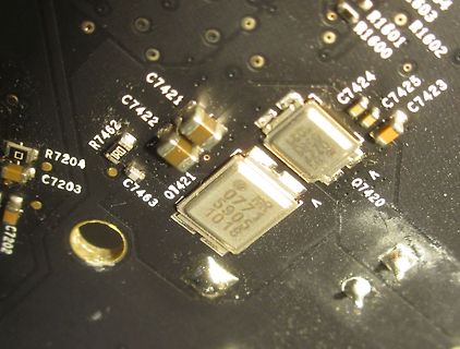 Nahaufnahme einer Leiterplatte mit SMD-Bauteilen