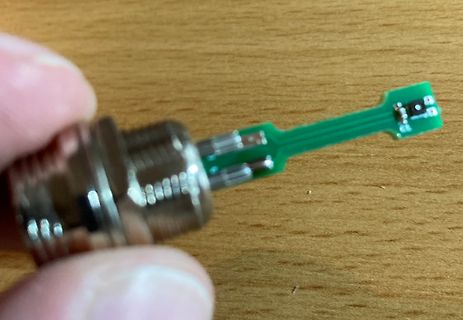 Klinkenstecker mit kleiner Leiterplatte