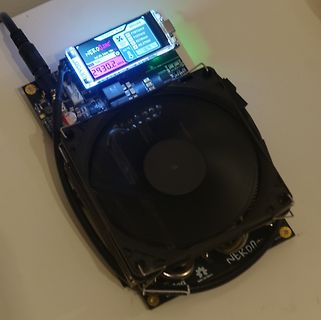 Elektronikaufbau mit Display und Lüfter