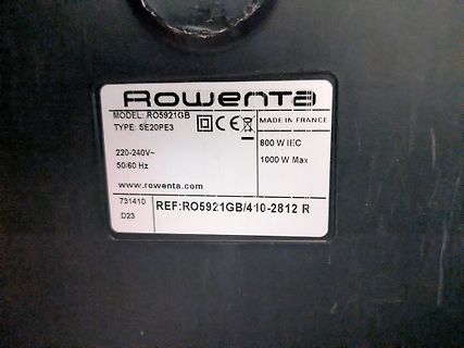 Typenschild eines Rowenta Staubsaugers