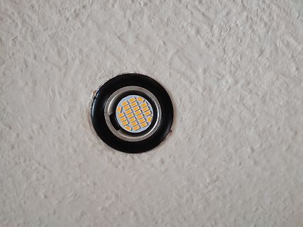 LED-Leuchtmittel in Decke