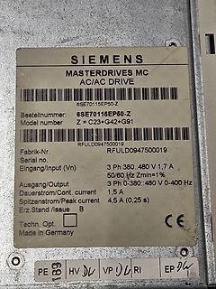 Typenschild eines Siemens Masterdrives MC AC/AC Drive