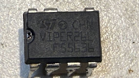 Elektronikbauteil VIPER266