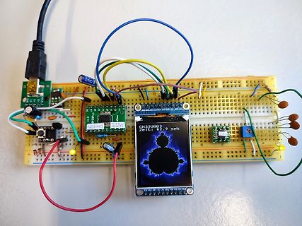 Aufbau auf Lochrasterplatine mit Display und Mikrocontroller