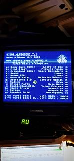 Abfotografierter Bildschirm eines Atari-Computers mit Menüliste