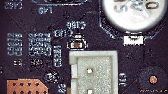 Makroaufnahme einer Leiterplatte mit SMD-Bauteilen