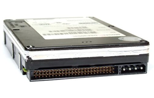 2,5 Zoll Festplatte mit IDE-Anschluss