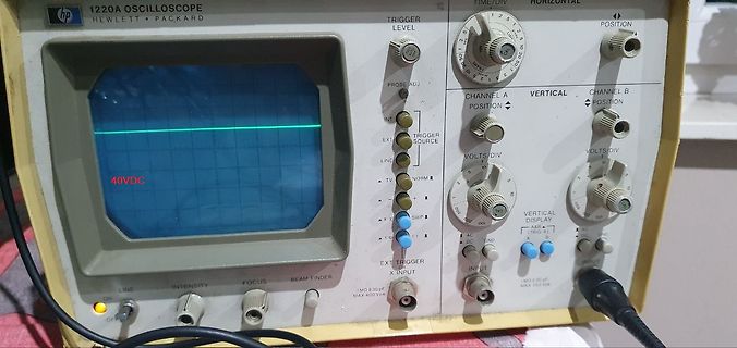Analoges Hewlett Packard Oszilloskop