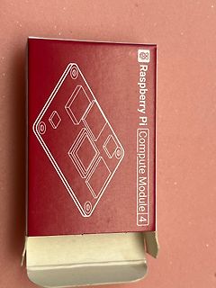 Verpackung eines Raspberry Pi Compute Module 4