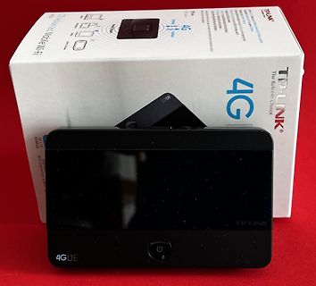 TP-Link 4G LTE Mobile Wi-Fi Gerät und Verpackung