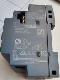 Siemens Industriemodul mit Typenbezeichnung