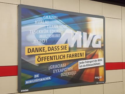 Werbeplakat für MVG im öffentlichen Nahverkehr