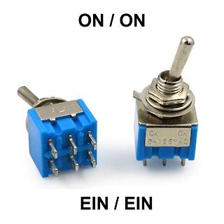 Zwei Kippschalter mit ON/ON und EIN/EIN Beschriftung