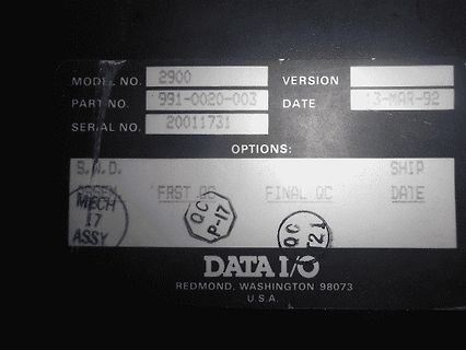 Typenschild eines Data I/O Geräts