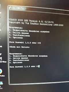 Foto eines Computerbildschirms mit Textmenü