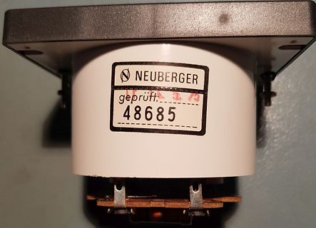 Neuberger Bauteil mit Prüfnummer