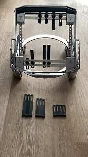Fitnessgerät mit Gewichtsplatten