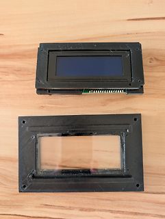 3D-gedruckte Gehäuseteile für ein LCD-Display