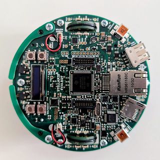 Stellaris Evalbot Leiterplatte mit Mikrocontroller und Anschlüssen