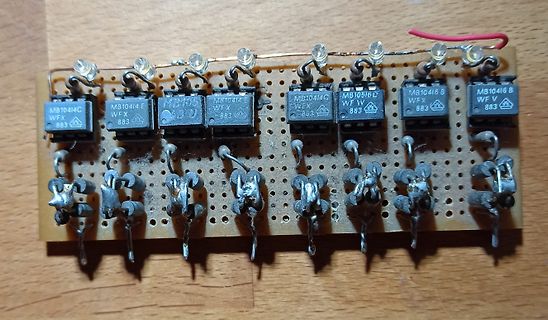 Gelötete Leiterplatte mit mehreren ICs