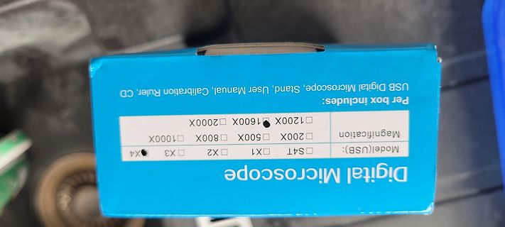 Verpackung eines USB-Digitalmikroskops