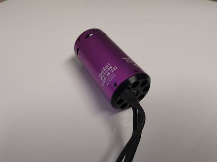 Lila Hacker E50-M 3D bürstenloser Motor