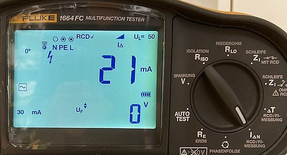 Display eines Fluke 1664 FC Multifunktionstesters