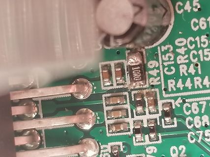 Nahaufnahme einer Leiterplatte mit SMD-Bauteilen