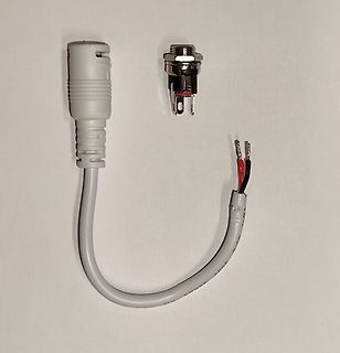 Stecker und Kabel mit Audiobuchse