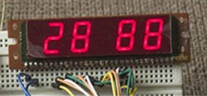 7-Segment-Anzeige auf Breadboard