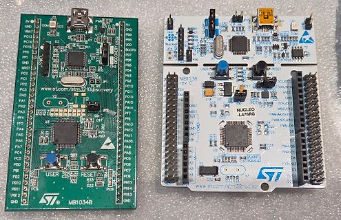 Zwei STM32 Development Boards von STMicroelectronics