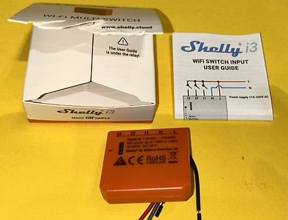 Shelly i3 WiFi Switch mit Verpackung und Anleitung