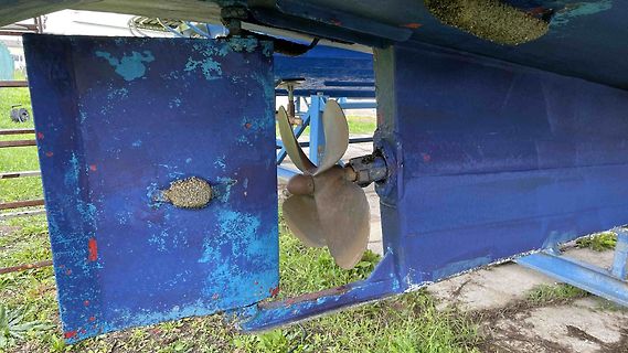 Propeller und Ruderanlage eines Bootes