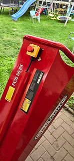 Rote Geotech PCS 55 ET Maschine mit Not-Aus