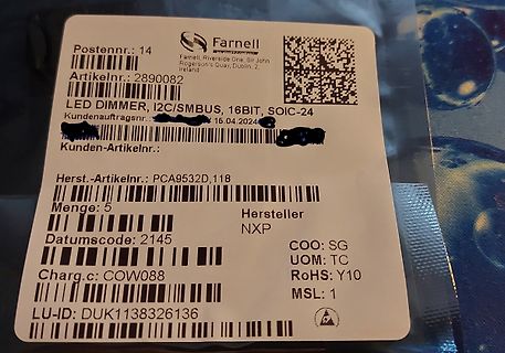 Etikett eines Farnell-Bauteils